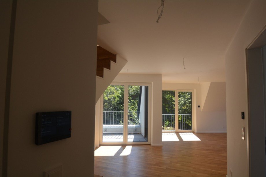 Blick in den Wohnraum Dachgeschosswohnung Hamburg
