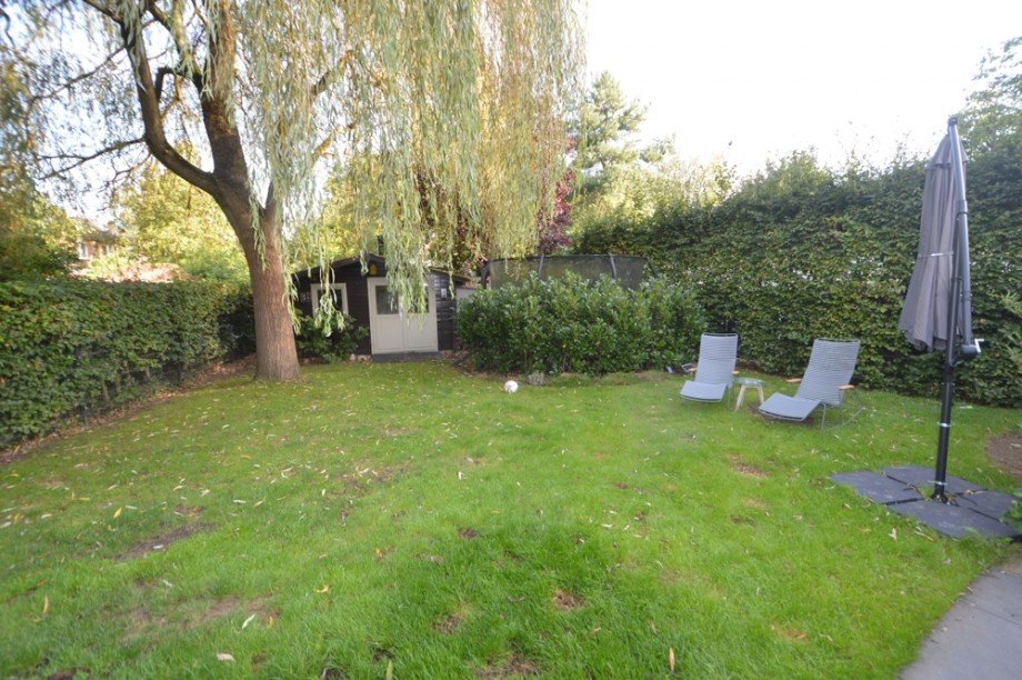 Blick in Garten Doppelhaush�lfte Hamburg