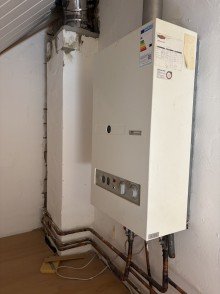 Gastherme Familienfreundliches und voll unterkellertes Mittelreihenhaus in ruhiger Wohnlage