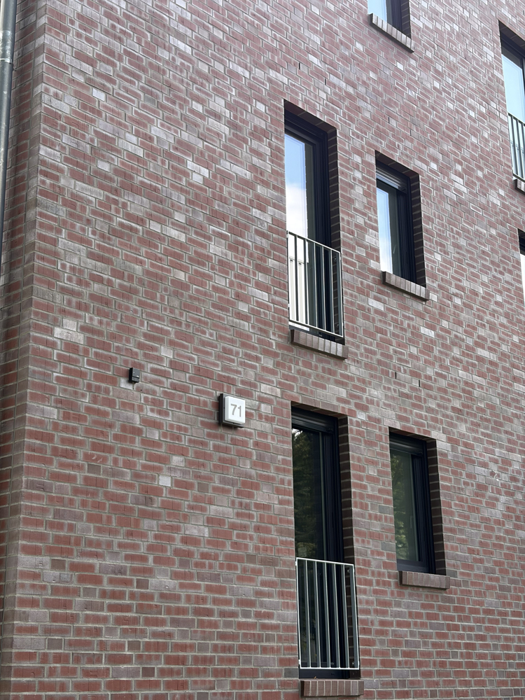 Hausfassade Dachgeschosswohnung Hamburg