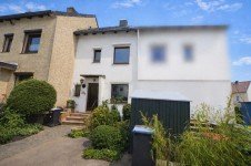 Hauptbild Mittelreihenhaus mit Modernisierungsbedarf in ruhiger Wohnlage von Oldenfelde!