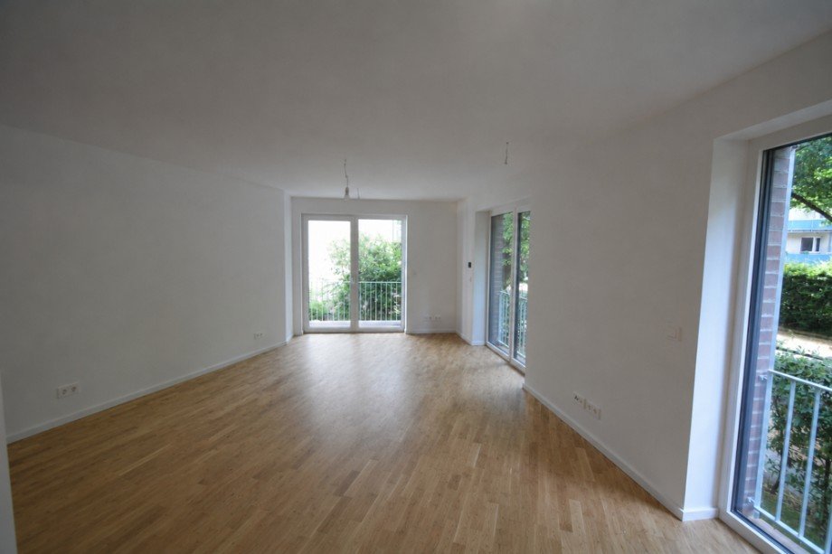 Wohnzimmer mit offener K�che Erdgeschosswohnung Hamburg