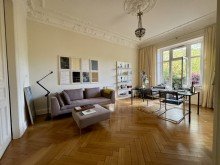 Wohn- Esszimmer Altbau-Eleganz - Eigentumswohnung mit restauriertem Stuck in Adresslage von Harvestehude