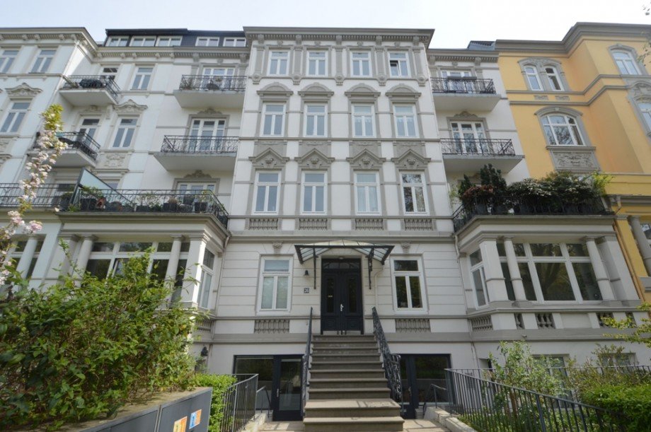 Hausansicht Etagenwohnung Hamburg Harvestehude