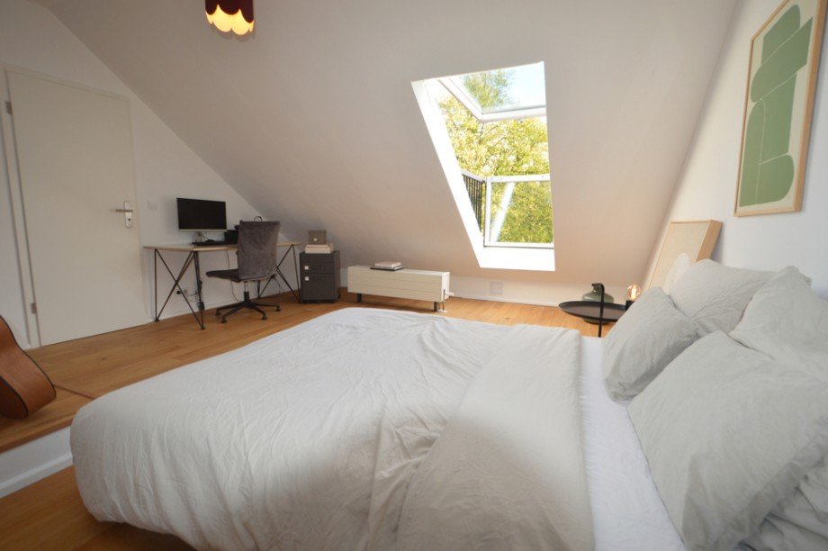 Spitzboden - G�ste-/Arbeitszimmer Maisonettewohnung Hamburg
