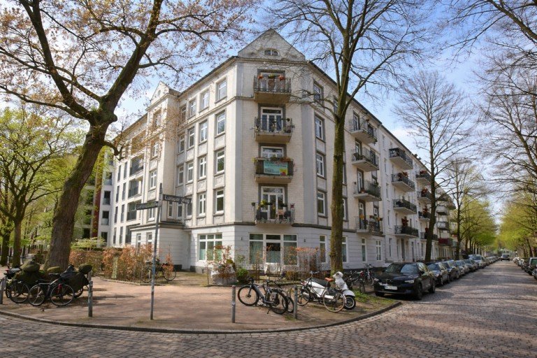 Hausansicht Hamburg - Eimsb�ttel (Stadtteil) Etagenwohnung Charmante 2-Zimmer-Wohnung mit zwei Balkonen in Top-Lage