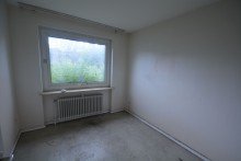 Zimmer EG Gro�z�giges Zweifamilienhaus mit Garten, Garage und vielseitigem Entwicklungspotenzial