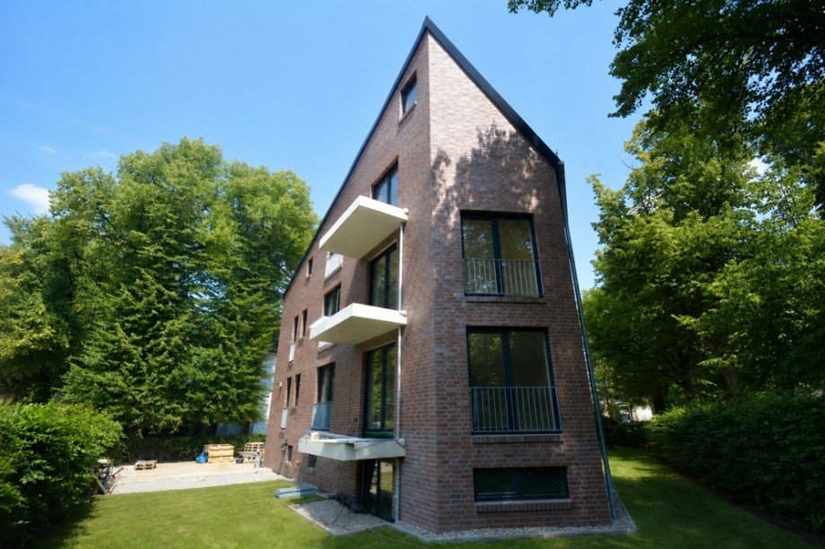 Hausansicht Dachgeschosswohnung Hamburg
