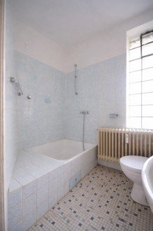 Bad Charmante 2-Zimmer-Wohnung mit 
zwei Balkonen in Top-Lage