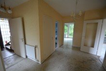 Flur EG Gro�z�giges Zweifamilienhaus mit Garten, Garage und vielseitigem Entwicklungspotenzial