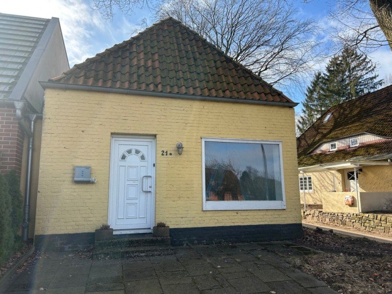 Hausansicht Hamburg - Langenhorn (Stadtteil) B�rofl�che Individuelle Laden-/ B�rofl�che in Langenhorn zu vermieten