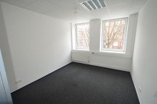 B�ro Zentral gelegene B�rofl�che 
in Hamburg-Hamm zu vermieten!