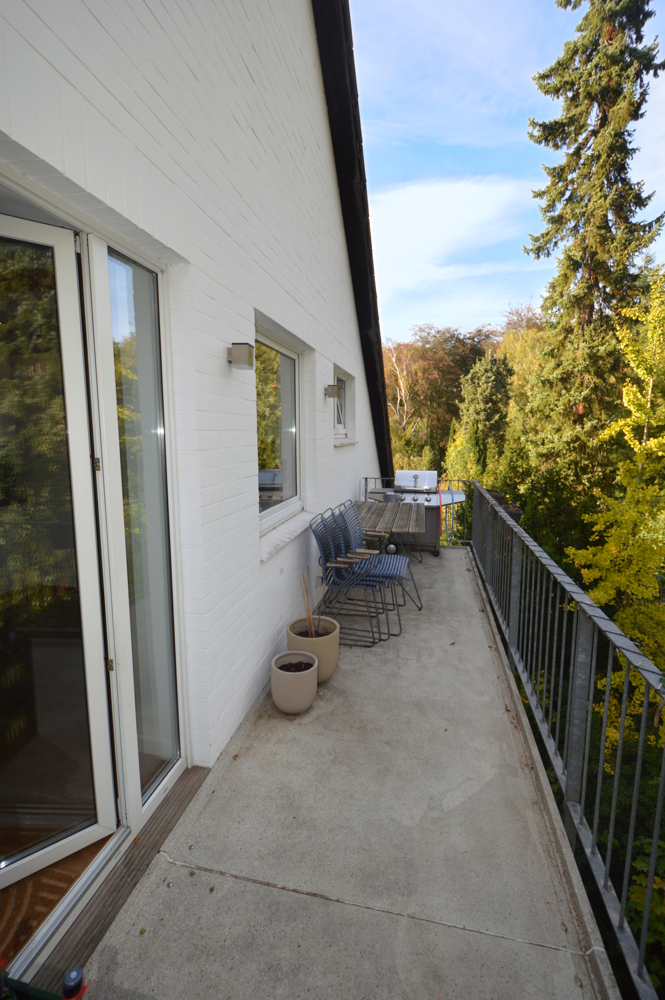 Balkon mit Blick ins Gr�ne Maisonettewohnung Hamburg