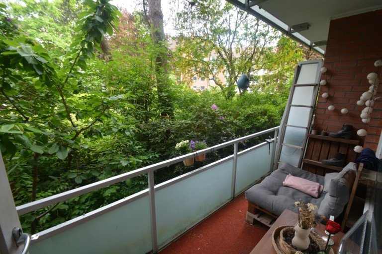 Balkon Hamburg / Hoheluft-West Etagenwohnung M�blierte 1-Zimmer-Wohnung mit Balkon in ruhiger Lage von Hoheluft-West