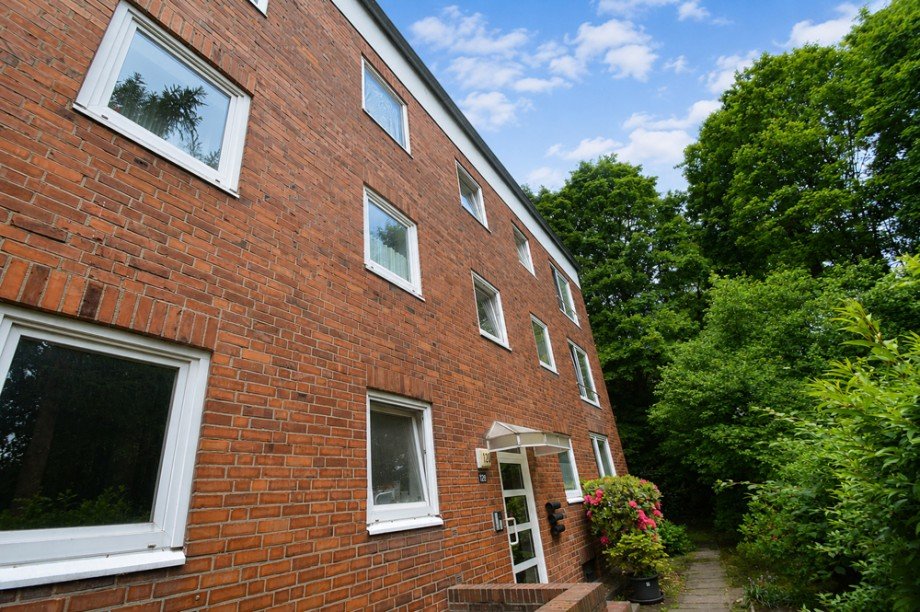 Hauseingang seitlich Etagenwohnung Hamburg / Gro� Borstel