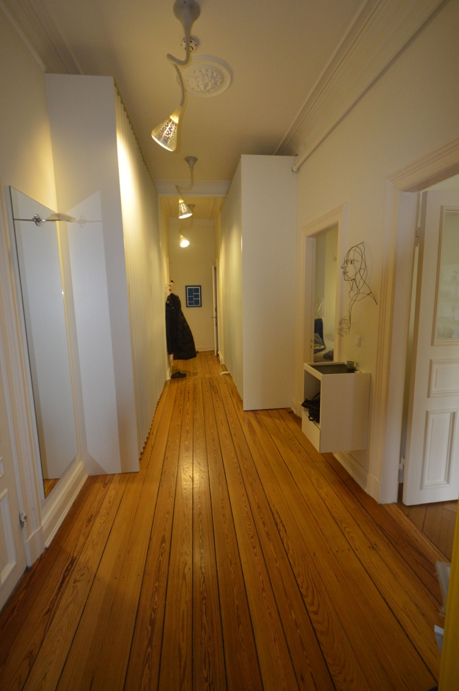 Flur mit Einbauschr�nken Etagenwohnung Hamburg Harvestehude