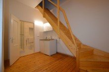 Treppe/ Pantryecke Individuelle Laden-/ B�rofl�che 
in Langenhorn zu vermieten