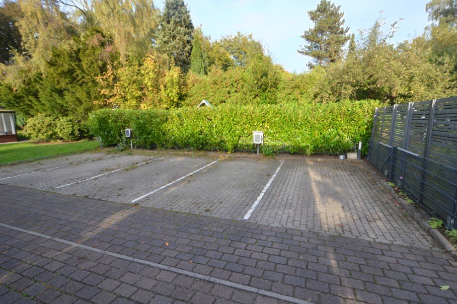Au�enstellplatz mit E-Lades�ule Maisonettewohnung Hamburg